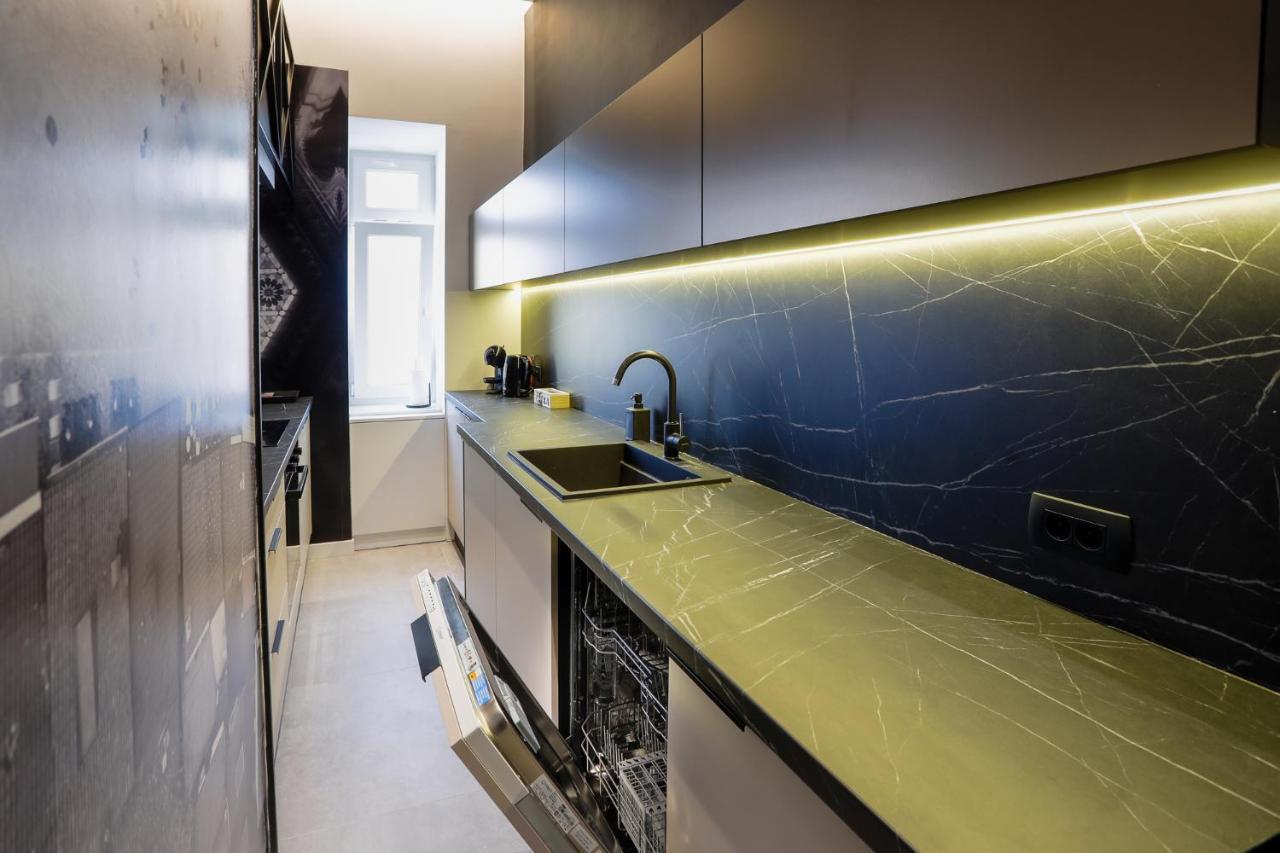 Lofty Exclusive Apartments Szarajevó Kültér fotó